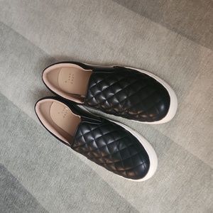 Black Slip-on shoes